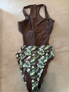 Women’s CUPSHE Tropical One-Piece Swimsuit